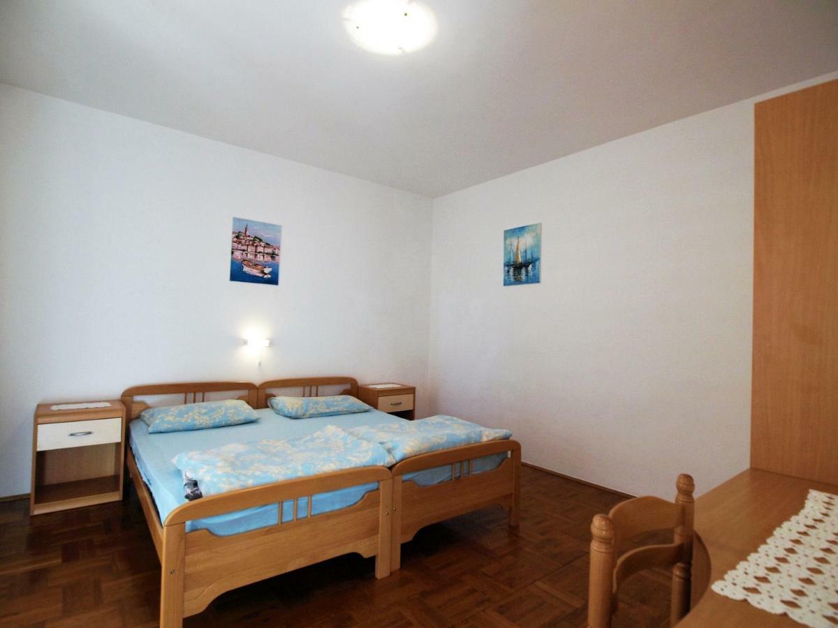 Barbat na Rabu Apartments Ljubica מראה חיצוני תמונה