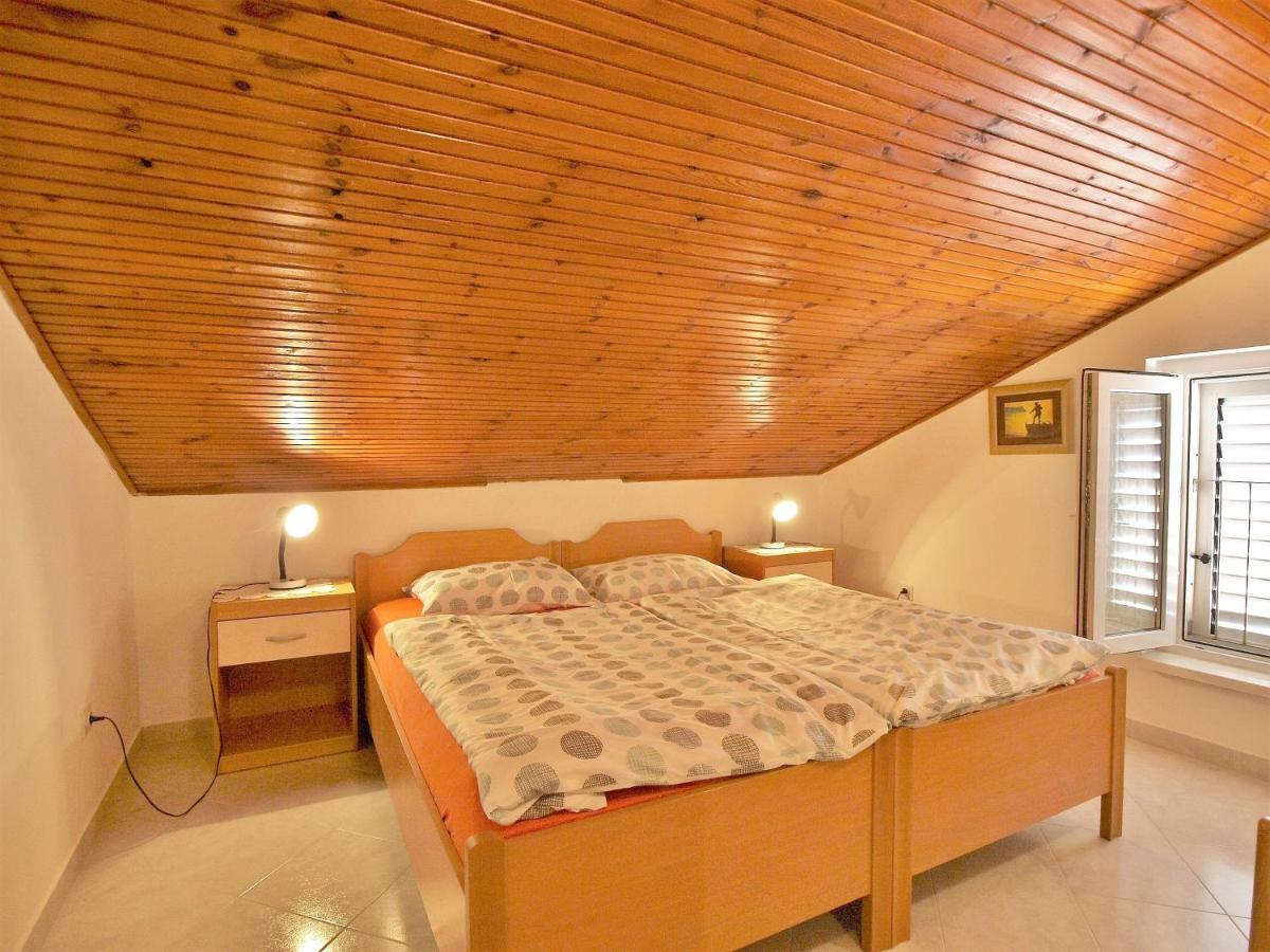 Barbat na Rabu Apartments Ljubica מראה חיצוני תמונה